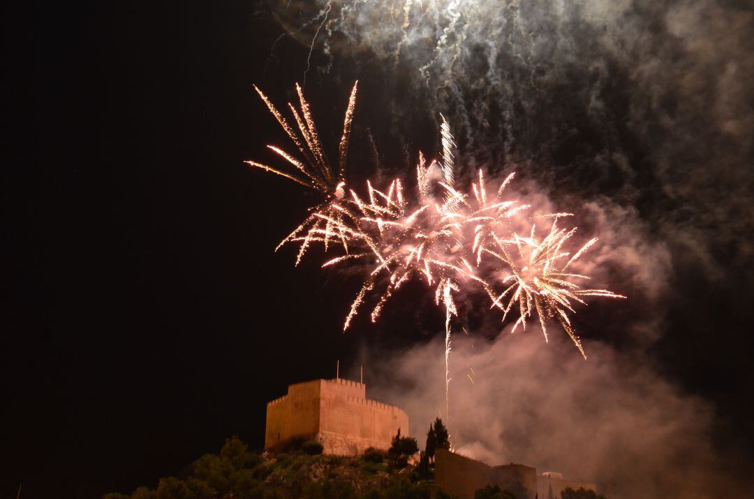 Imagen de archivo de las fiestas patronales de Petrer 2019 