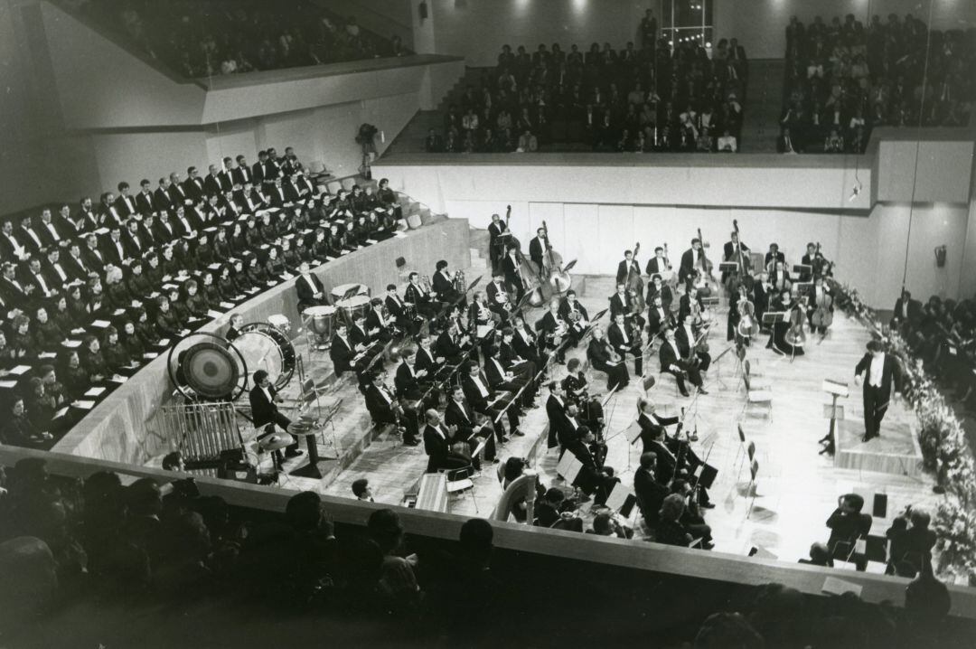 Concierto Inaugural del Palau de la Música de València interpretado por la Orquesta de València el 25 de abril de 1987