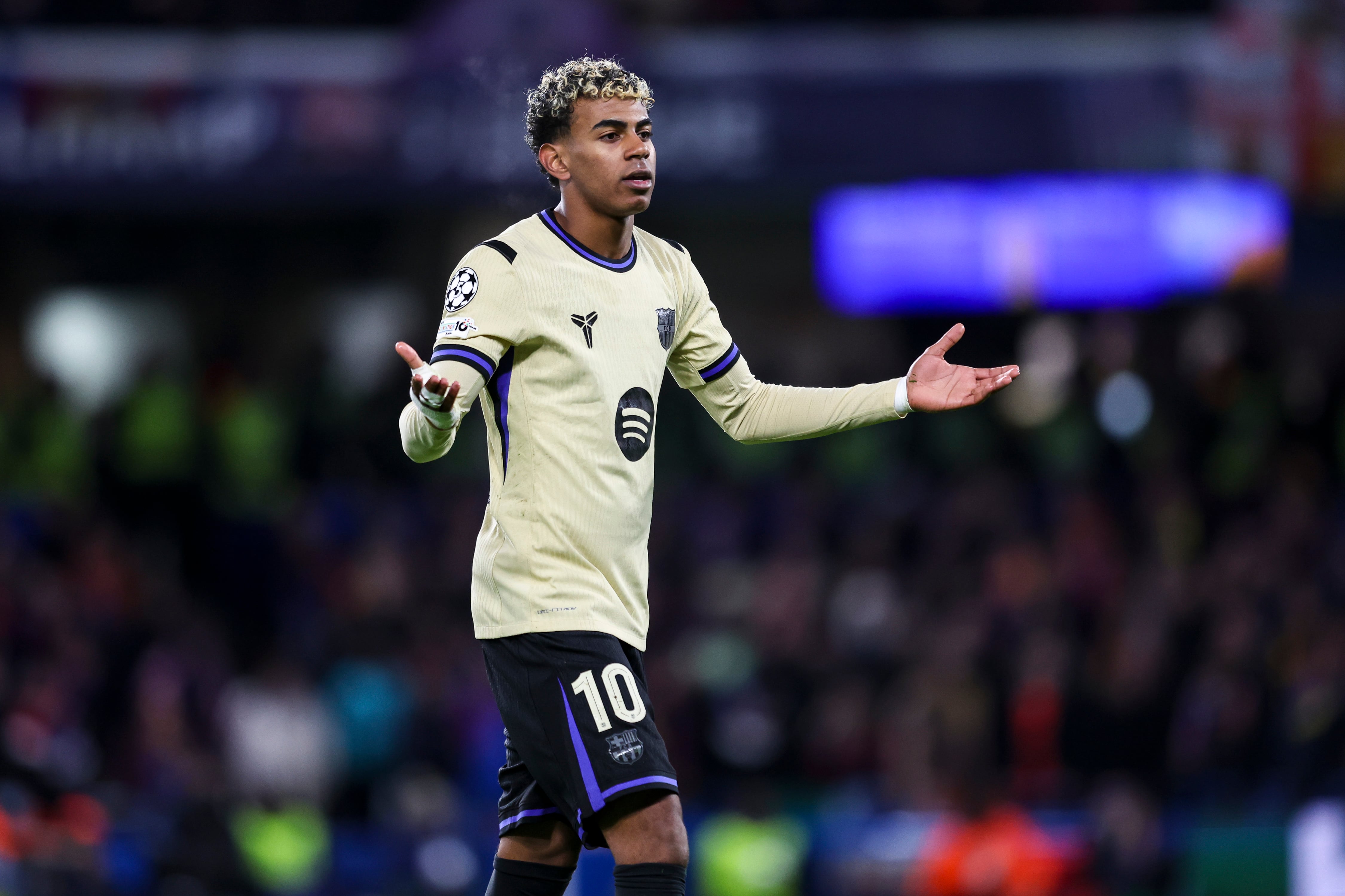 Chelsea FC v FC Barcelona - UEFA Champions League 2025/26 League Phase MD5