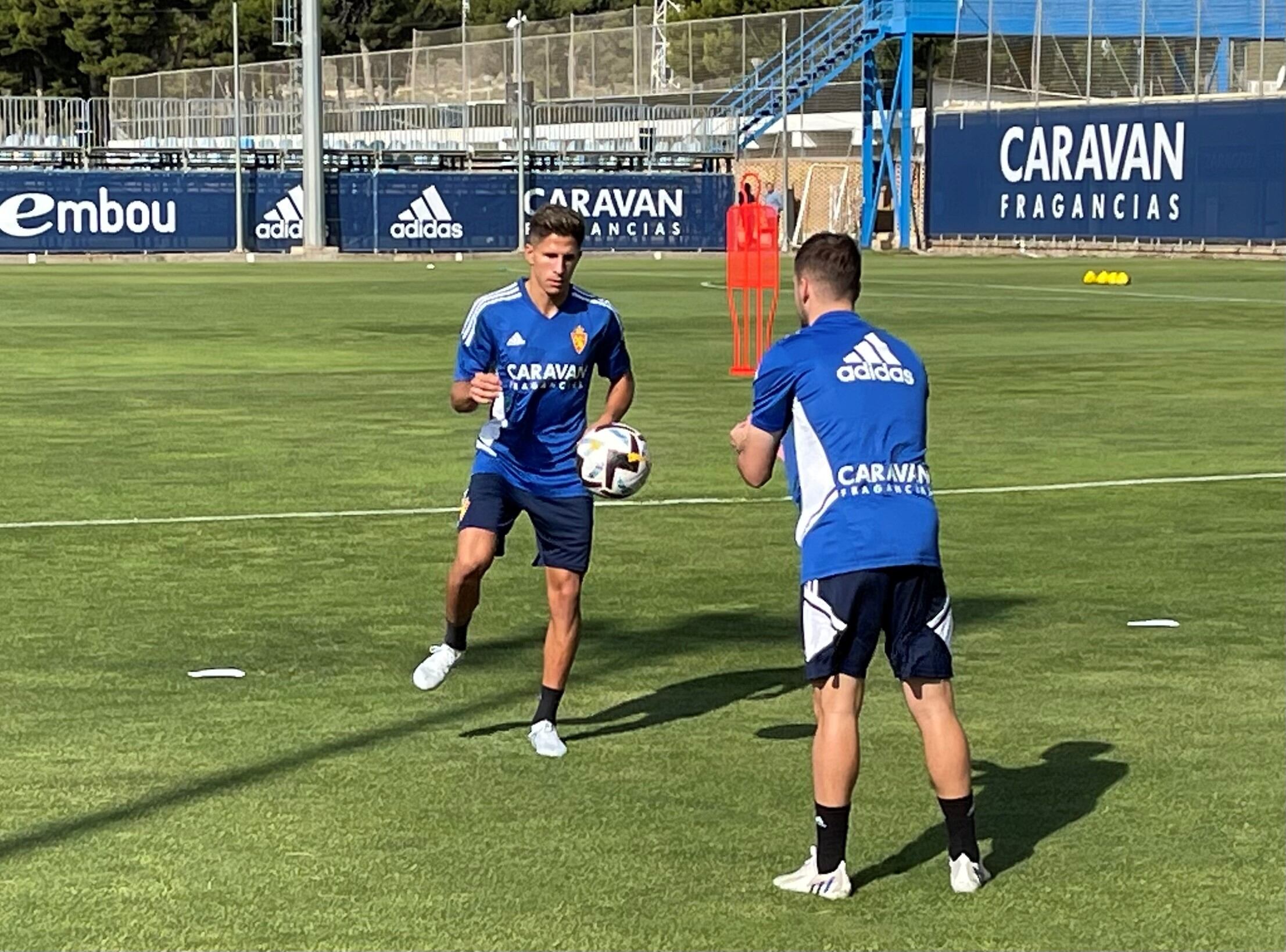 Giuliano Simeone, en su primer entrenamiento con el Real Zaragoza