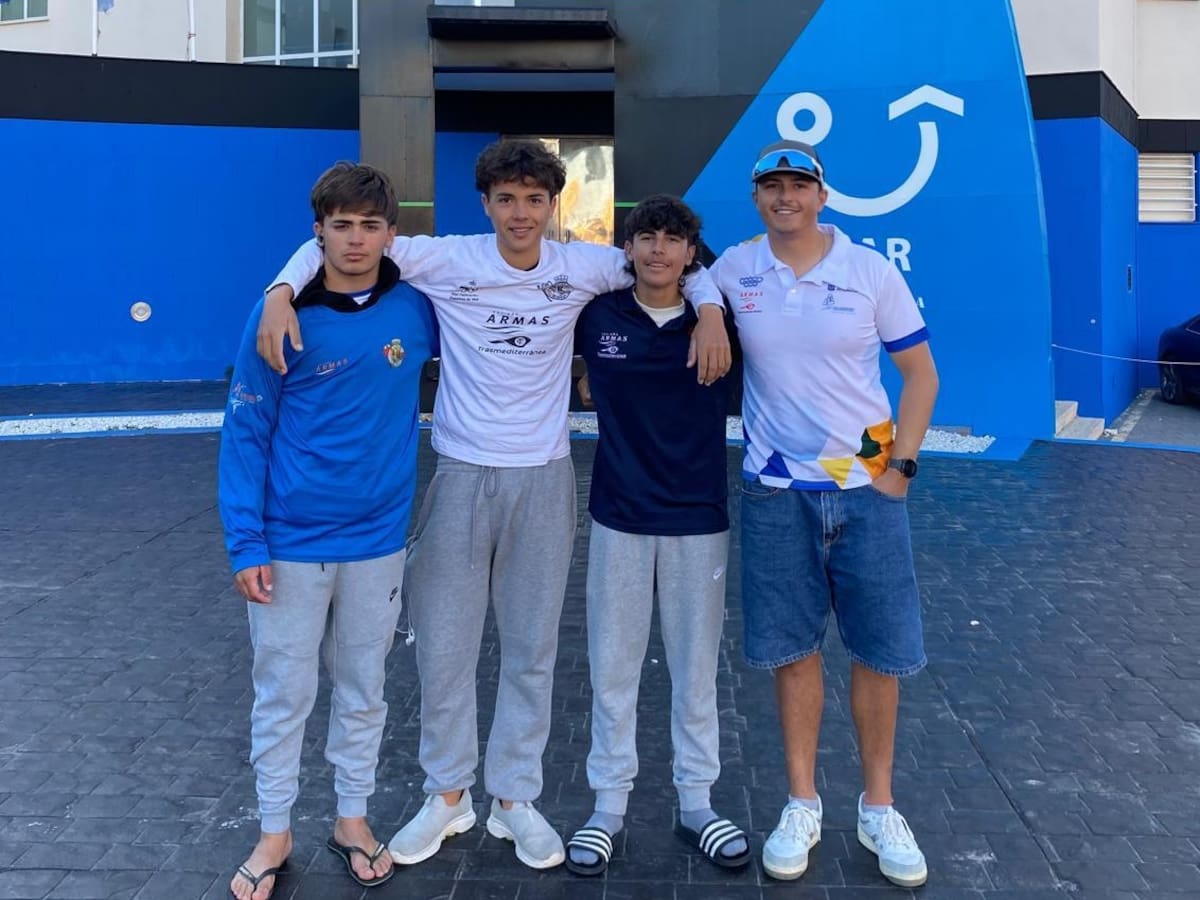 Tres regatistas del Real Club Náutico de Arrecife participan en el Campeonato de España de ILCA 4