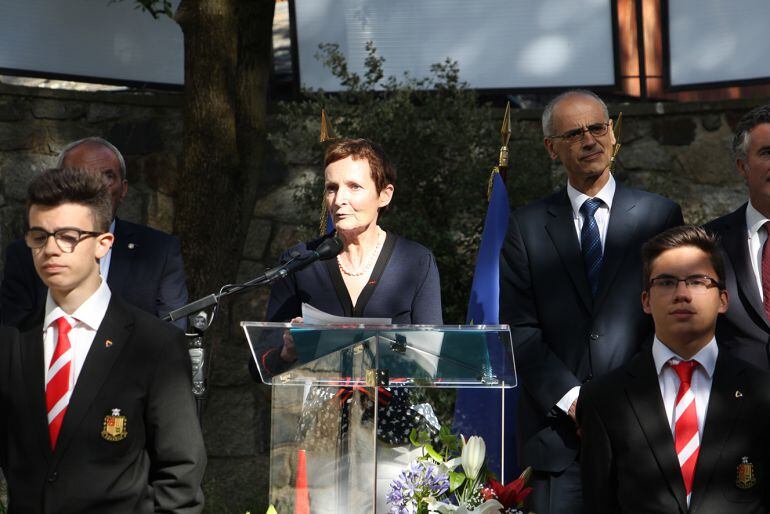 Ginette de Matha pronunciant el seu discurs