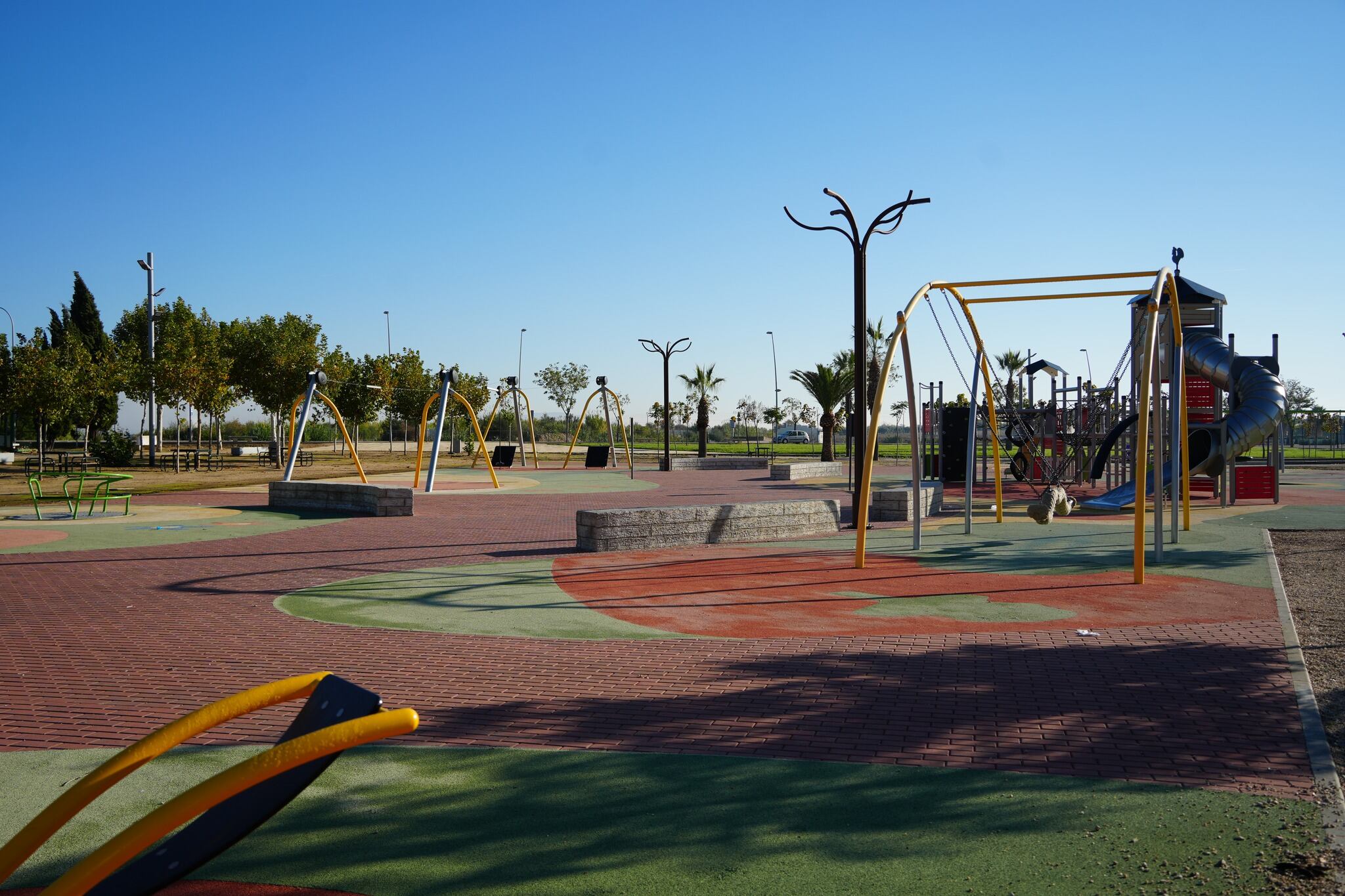 La zona infantil del parque de avenida de los Deportes en Villanueva contará con un entoldado