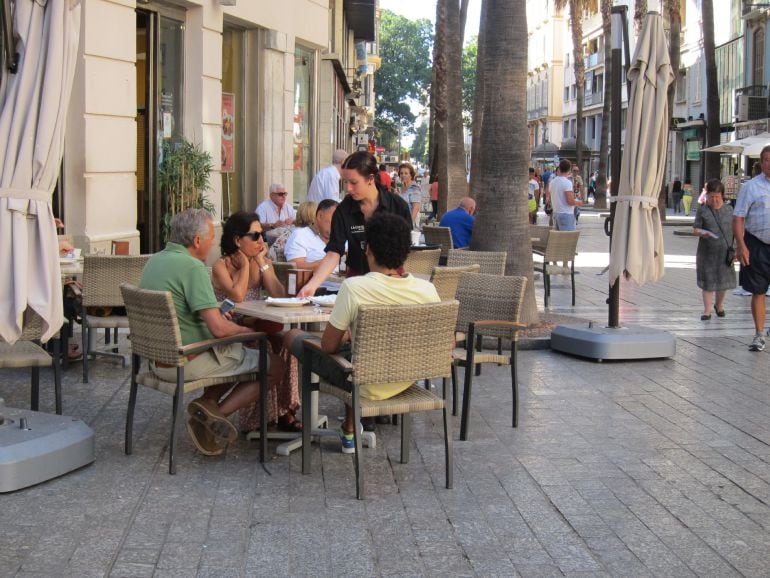 Terraza, bar, centro, camarero, establecimientos, hostelería, turismo