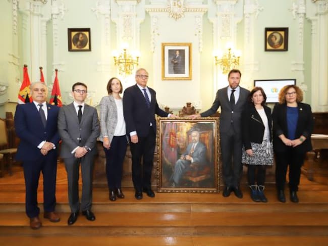Jesús Presencio, Pedro Herrero, Pilar Vicente, José Antonio Martínez Bermejo, Óscar Puente, María Sánchez y Charo Chávez