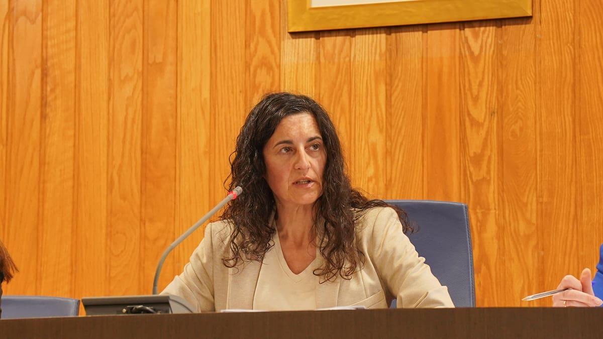 La exalcaldesa de Cambre María Pan, citada como investigada por el pago de horas extra a policías