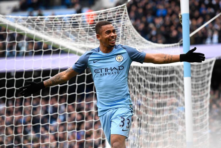 Gabriel Jesús celebra un gol con el City