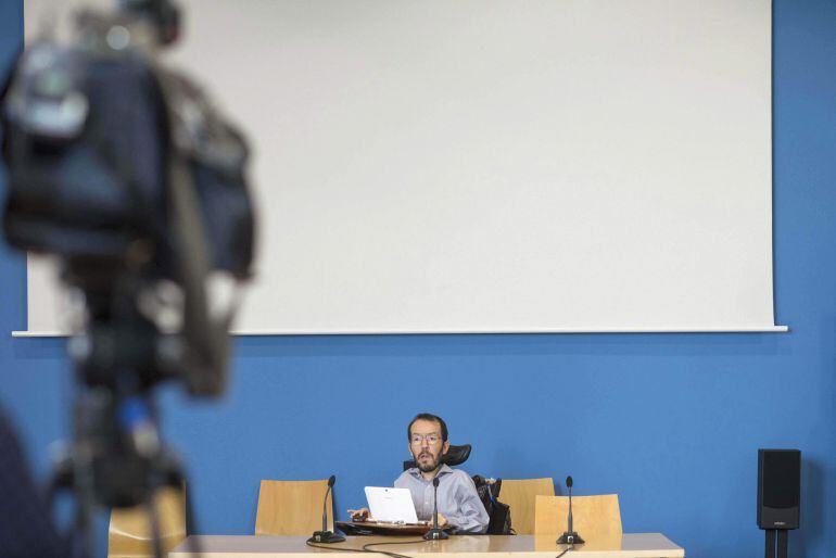 Pablo Echenique encabezó la candidatura alternativa a la que avalaba Pablo Iglesias en Aragón