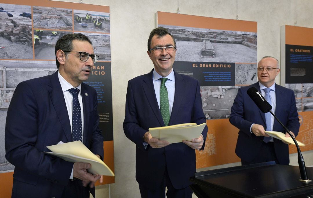 De izquierda a derecha, José Luján, José Ballesta y Rafael Gómez