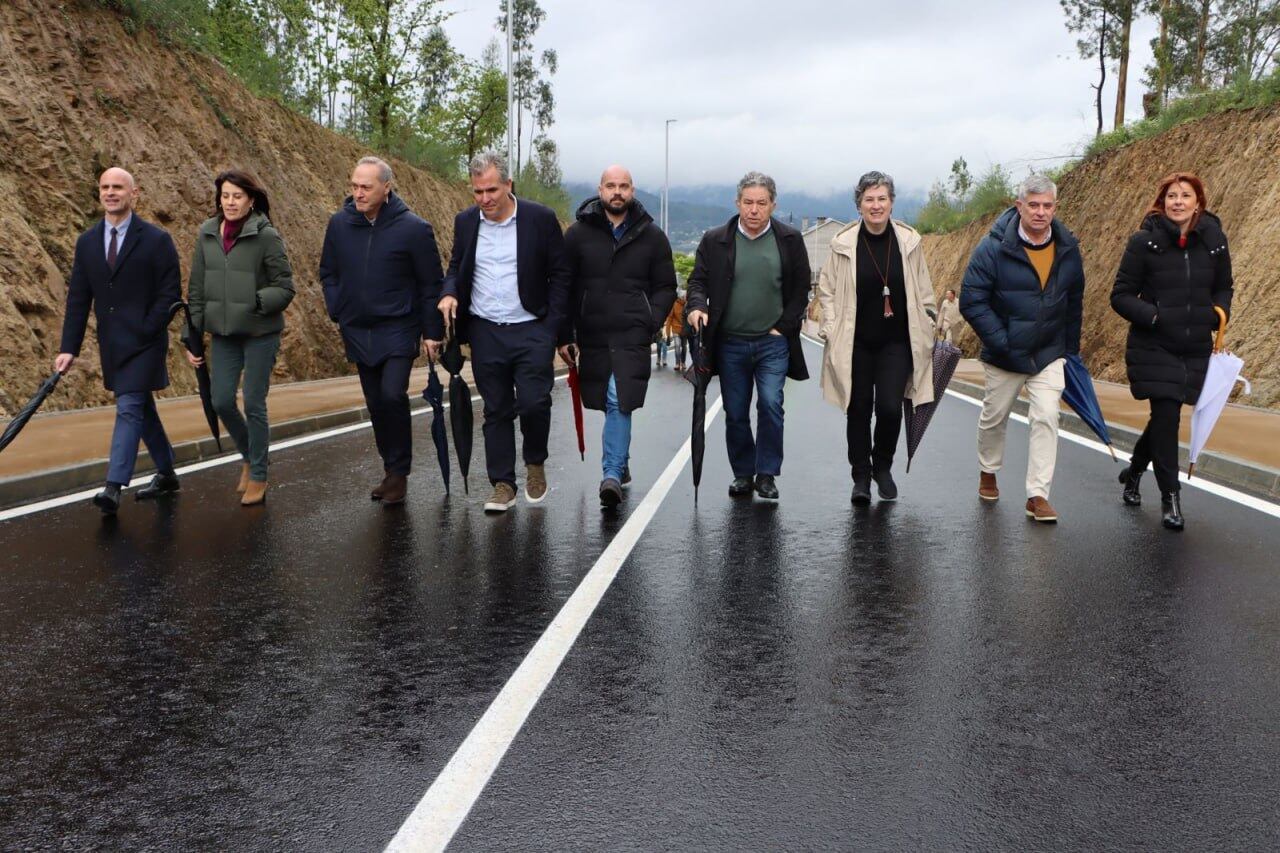 Paseo inaugural del Nuevo vial perimetral de Montecelo