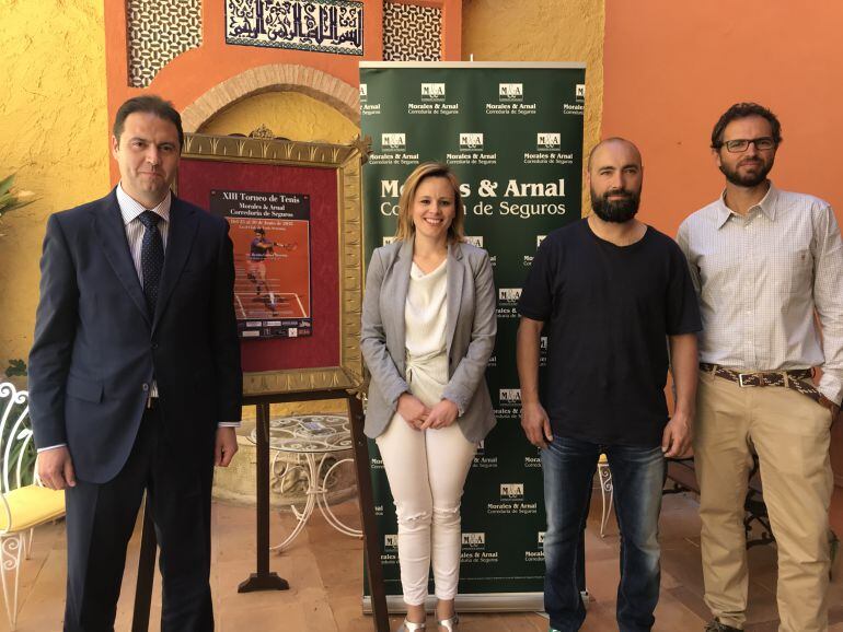 Pepe Morales, María José Sánchez, Benito Gómez y Vicente Vives durante la presentación del torneo