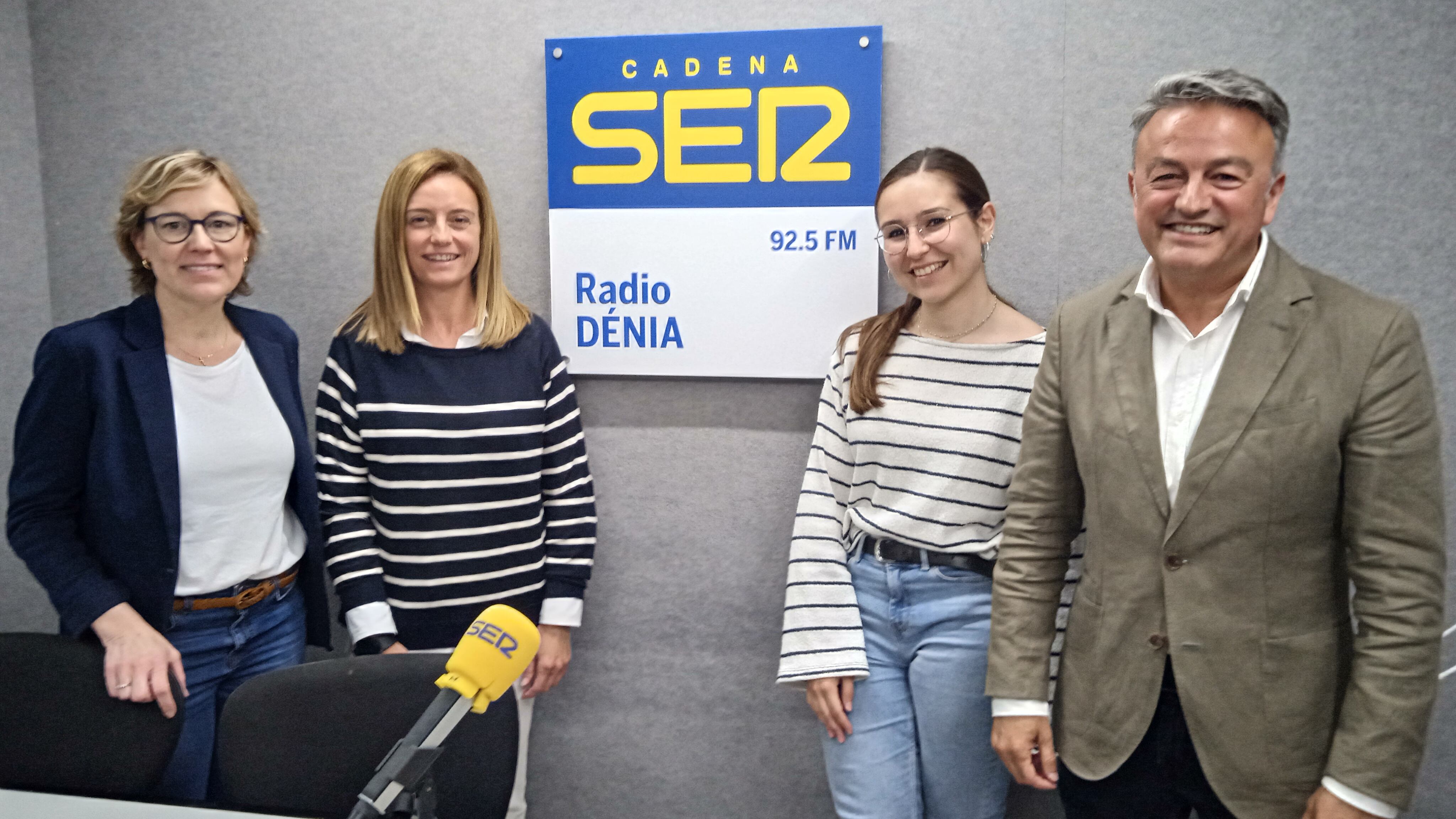 De izquierda a derecha: Rosa Cardona, Mavi Pérez, Carmen Català y José Chulvi.