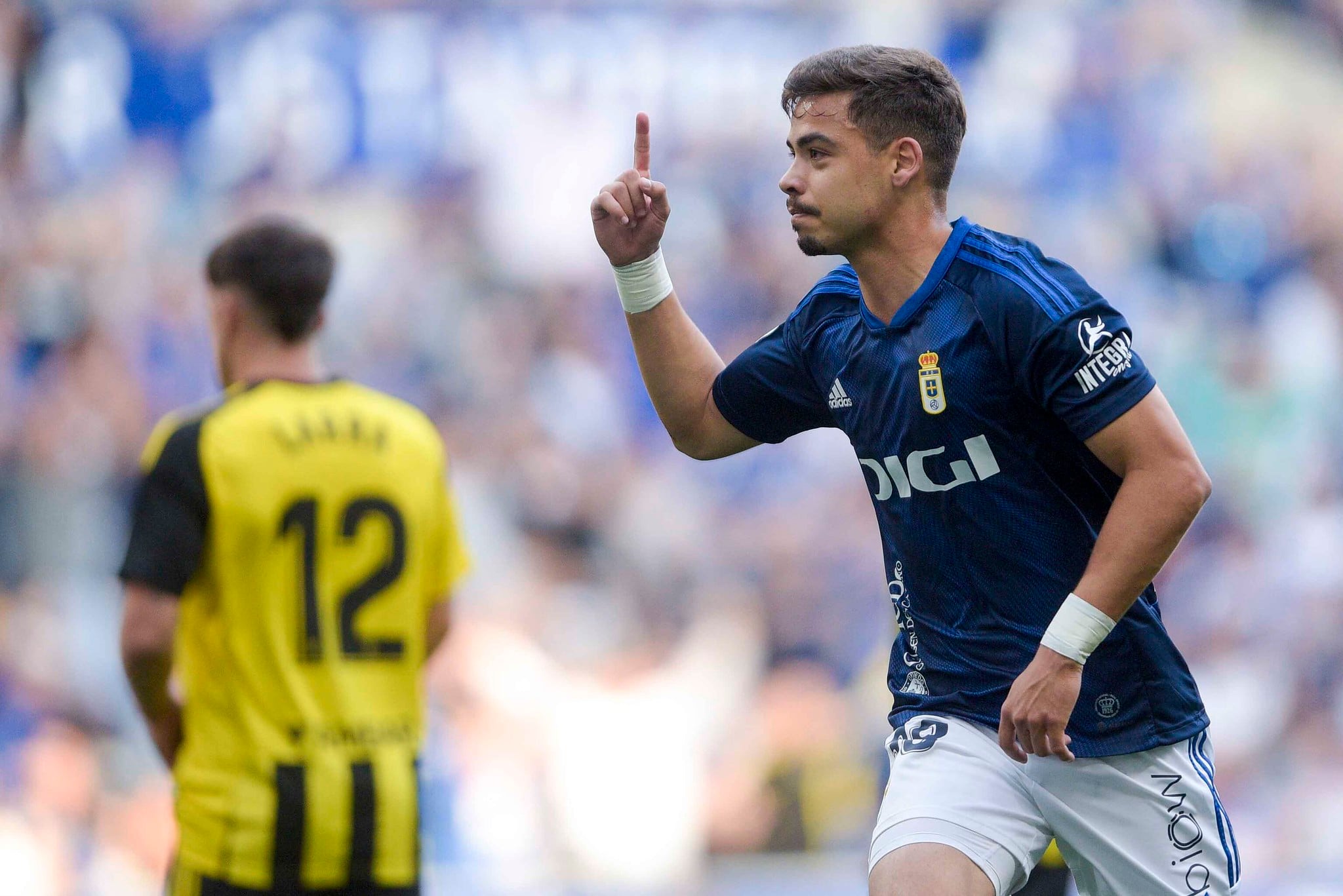 Masca celebra su primer gol con el Real Oviedo