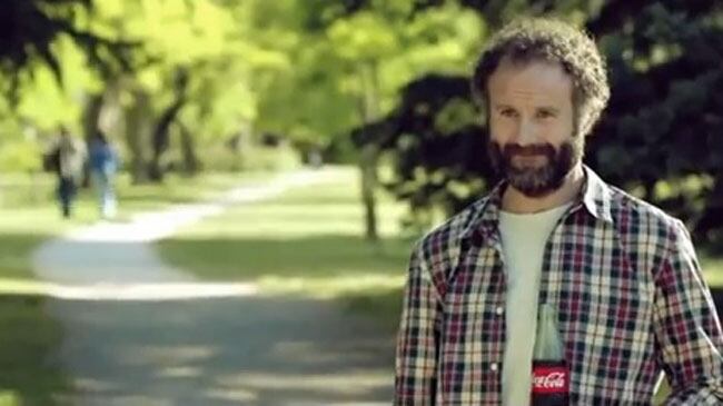 El actor Gotzon Sánchez, protagonista del anuncio televisivo de Coca-Cola, en una imagen del &#039;spot&#039;