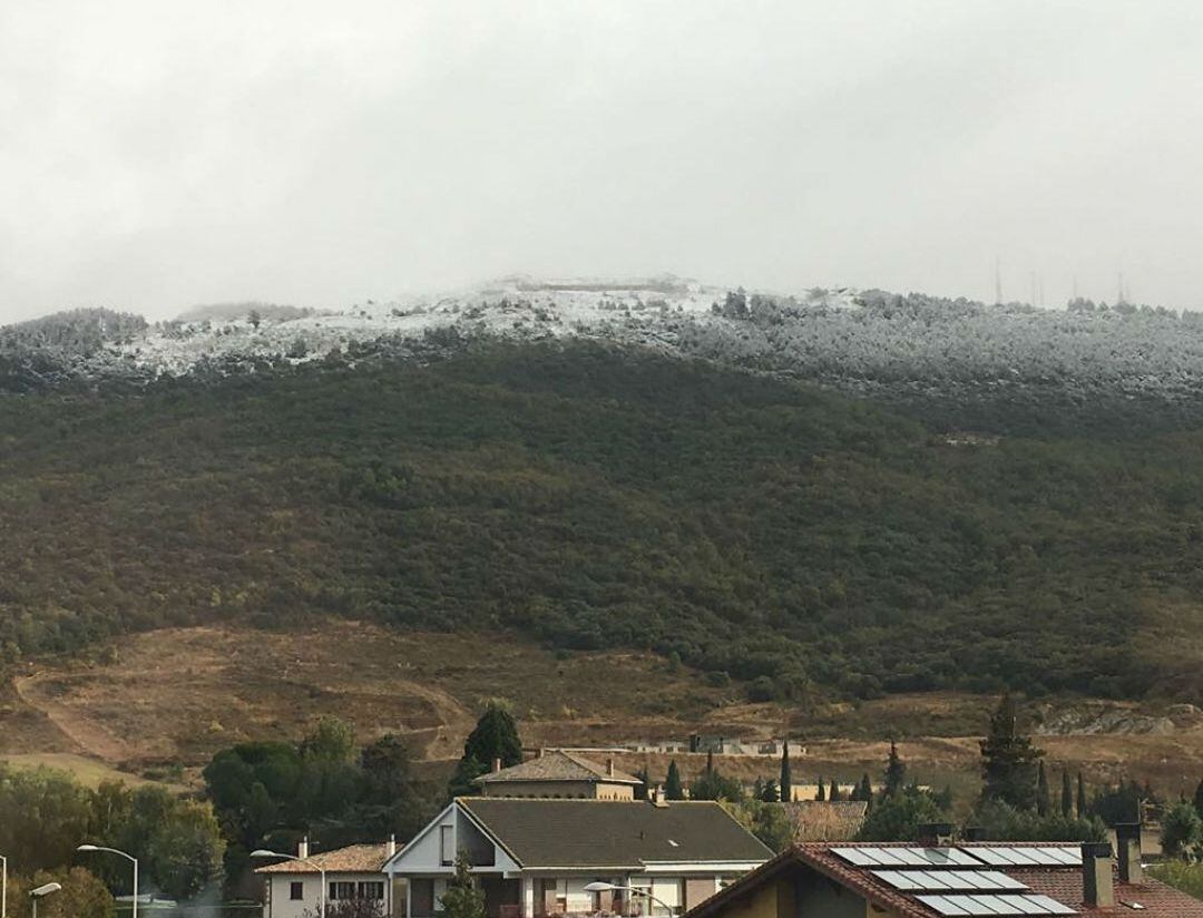 Primeras nieves del otoño en Ezcaba