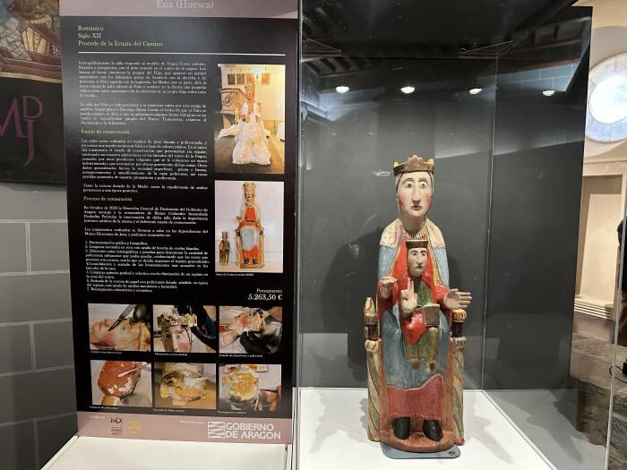 Talla de la Virgen del Camino de Ena, ya restaurada