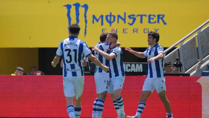 La 'Real Tertulia' se viene arriba y mira a la Champions.