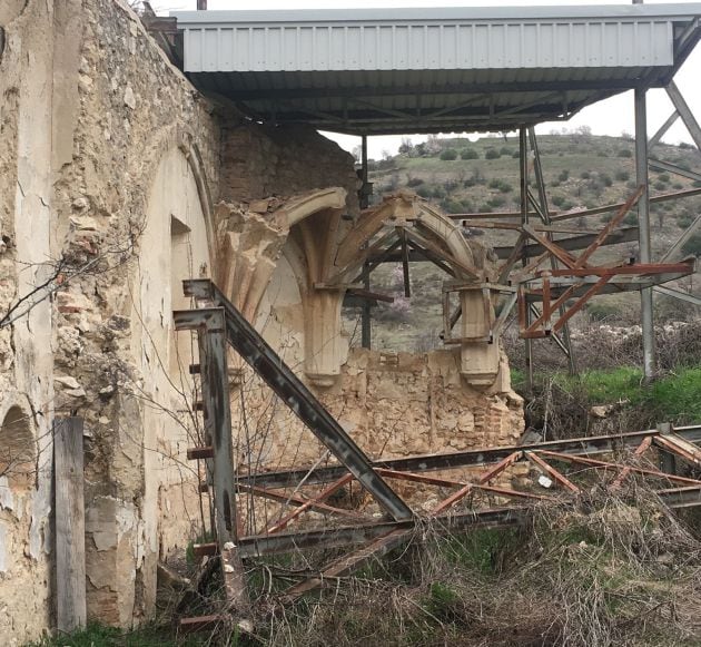 Estado del interior de la ermita de Orcález 