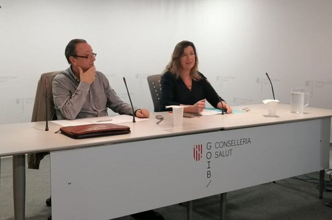 Javier Arranz y Patricia Gómez en una presentación de datos de coronavirus