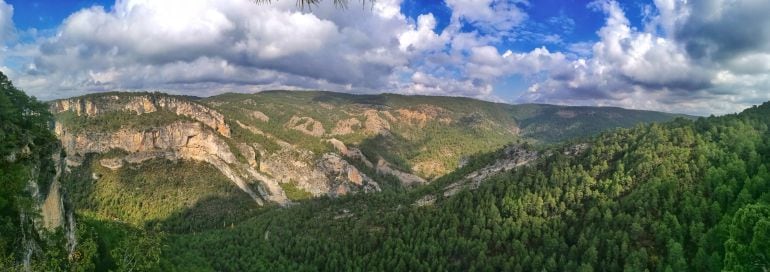 Hoz de Tragavivos desde el mirador de Cañizares.