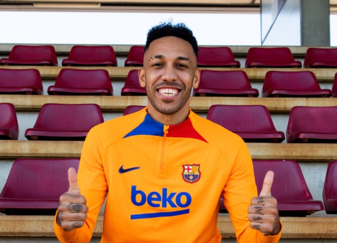 Aubameyang, con la camiseta del Barcelona