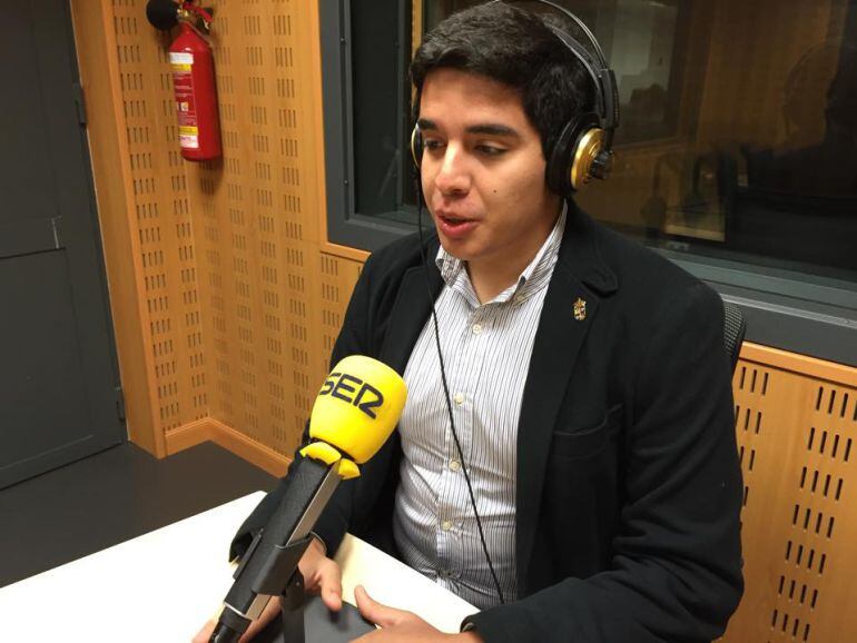André Escobedo, Primer Teniente de Alcalde del Ayuntamiento de Carrión de los Condes en los estudios de Radio Palencia de la Cadena SER.