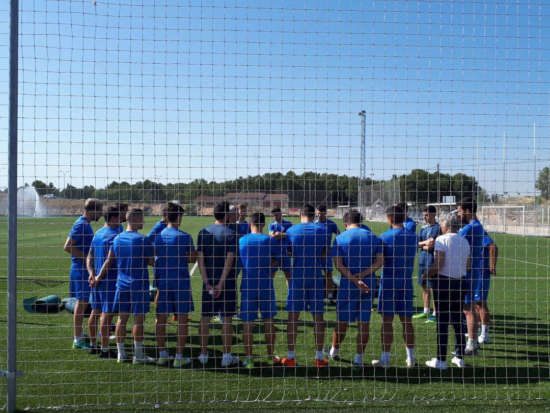 Los blanquiazules durante una sesión de trabajo de la presente temporada.