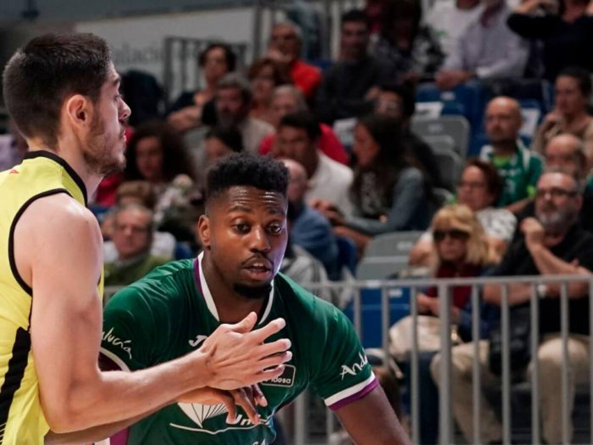 Melvin Ejim pasa el reconocimiento médico y se incorpora a la dinámica del Unicaja