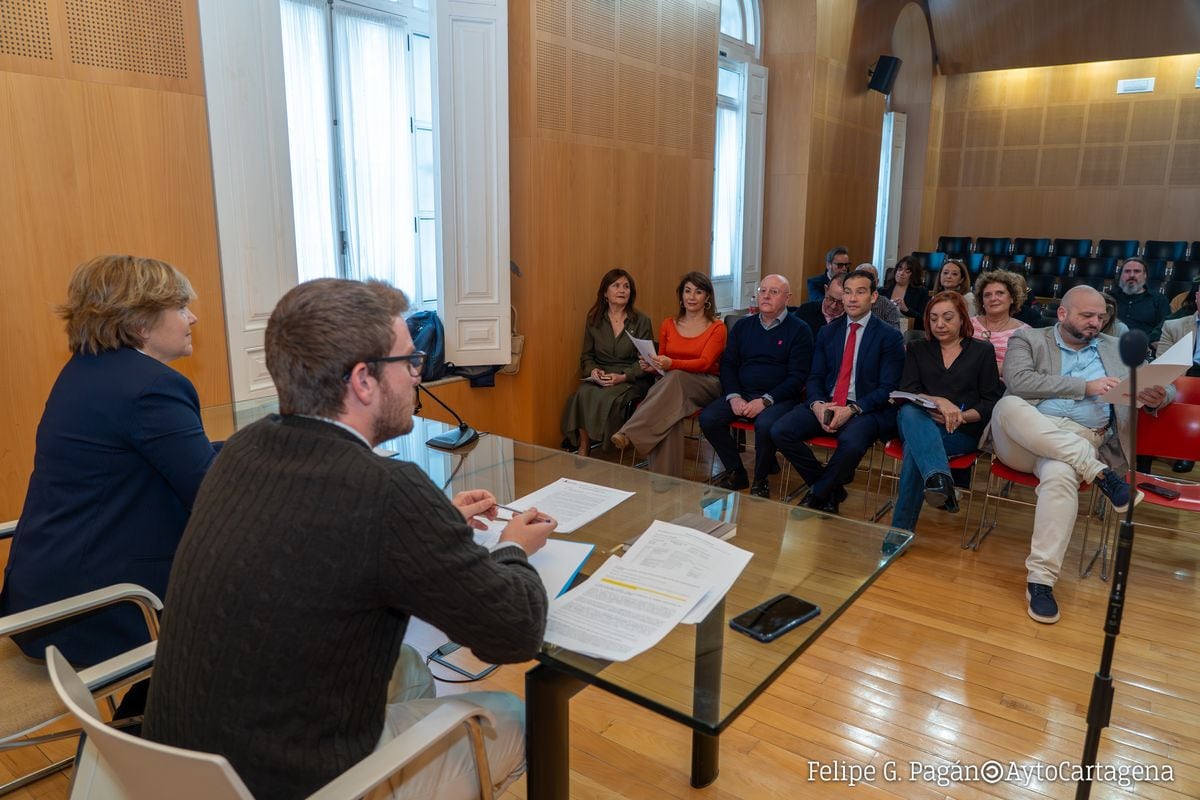 Reunión de Consejo Municipal de Comercio