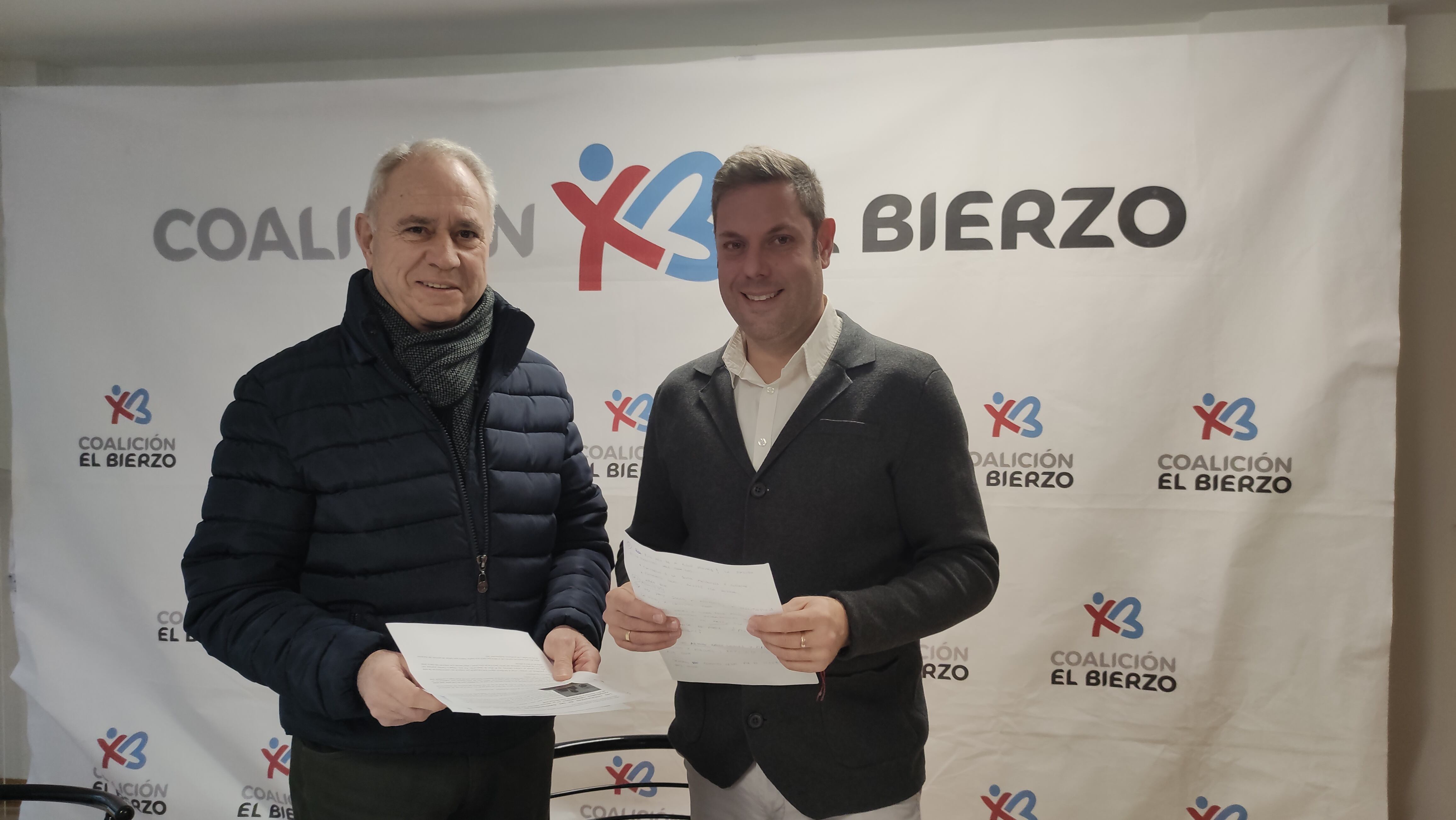 El presidente de CB, José Álvarez y el secretario y portavoz en el Consejo Comarcal del Bierzo, Iván Alonso