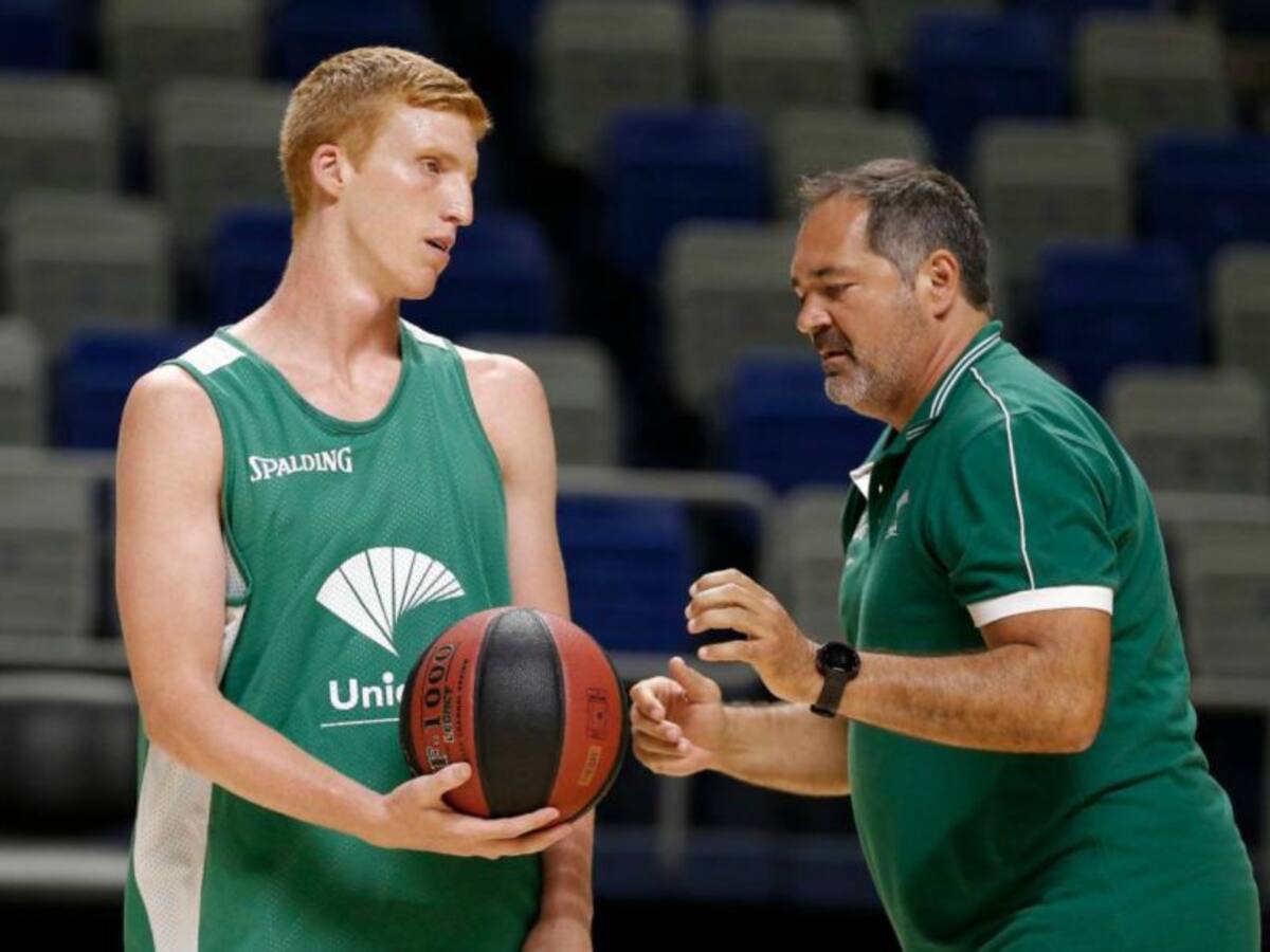 El Unicaja trabaja sin Carlos Suárez