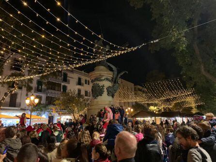 Imagen del alumbrado del Paseo Vara de Rey