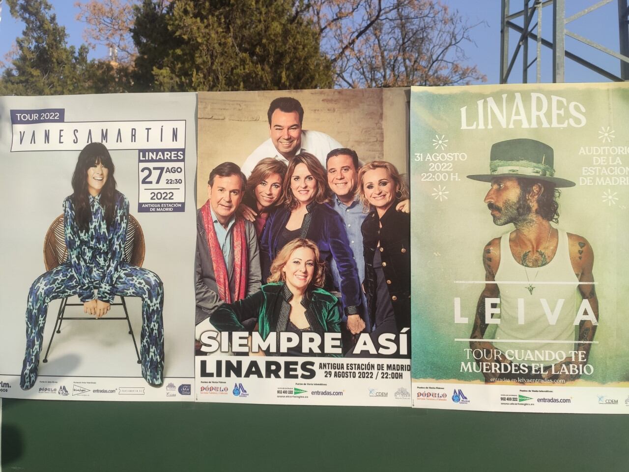 Carteles de los conciertos de la Feria de Linares 2022.