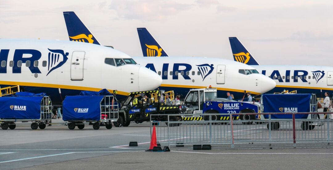 Imagen de archivo de tres aviones de la compañía irlandesa