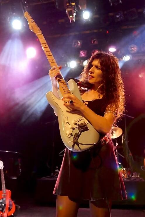 Susan Santos, una fantástica guitarrista y blueswoman