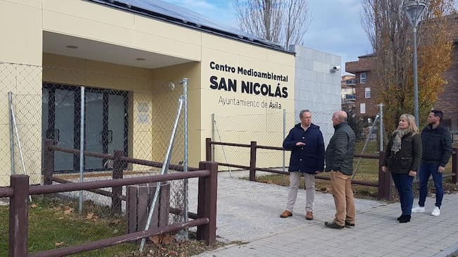 Visita al centro de los responsables municipales