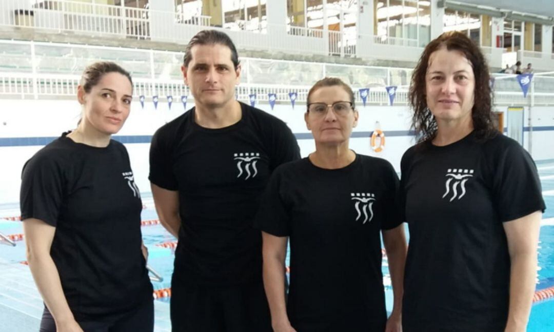 Los cuatro nadadores del C. N. Elda Máster en Elche