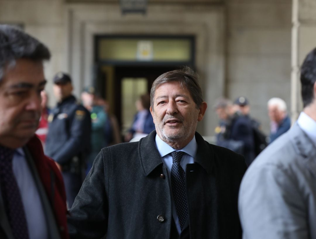 Francisco Javier Guerrero, llegando al Tribunal Superior de Justicia de Sevilla para el juicio sobre el caso &#039;ERE&#039; en noviembre de 2019