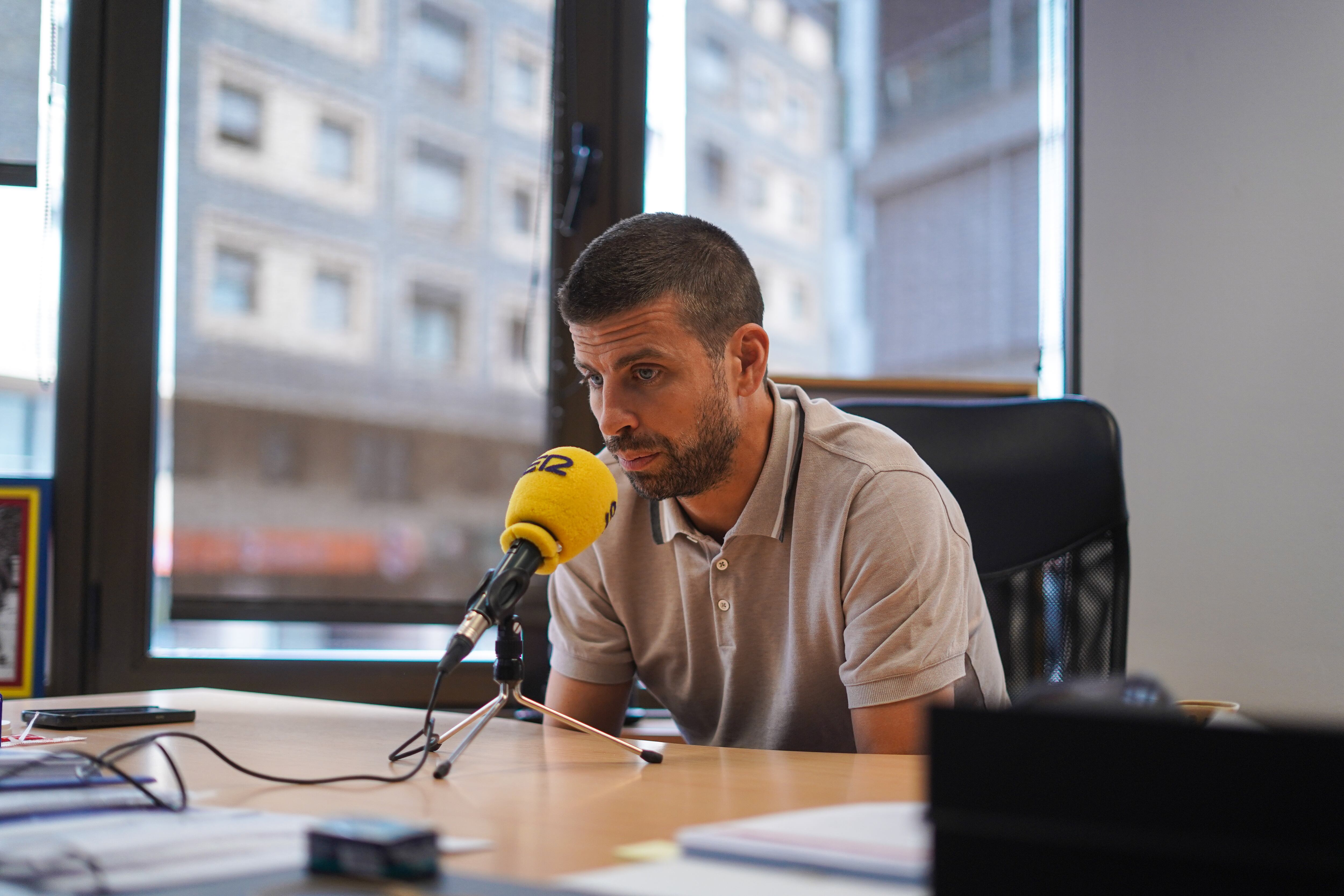 L'ex blaugrana i màxim accionista de l'FC Andorra, Gerard Piqué, durant l'entrevista amb SER Andorra