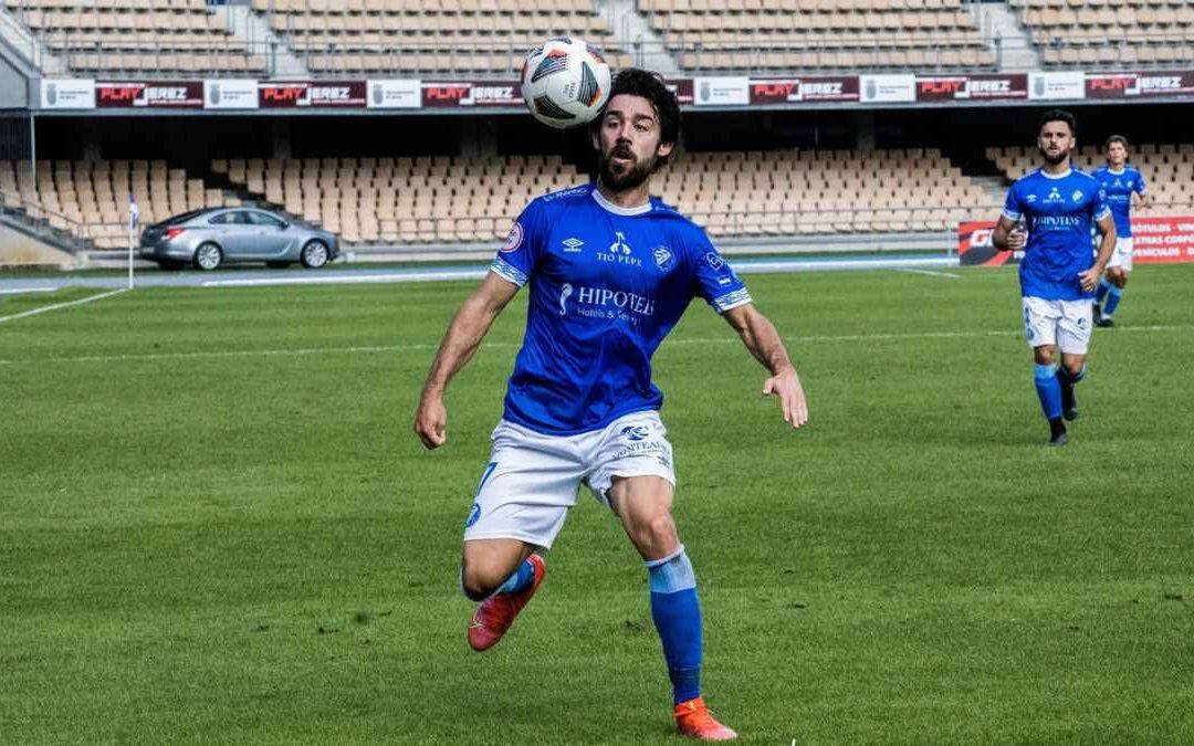 Javier Navas durante un partido en Chapín