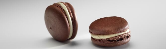 Andoni Luis Aduriz utiliza sangre fresca de cerdo, en vez de clara de huevo, para preparar sus 'macarones' de queso o de carne de caza.