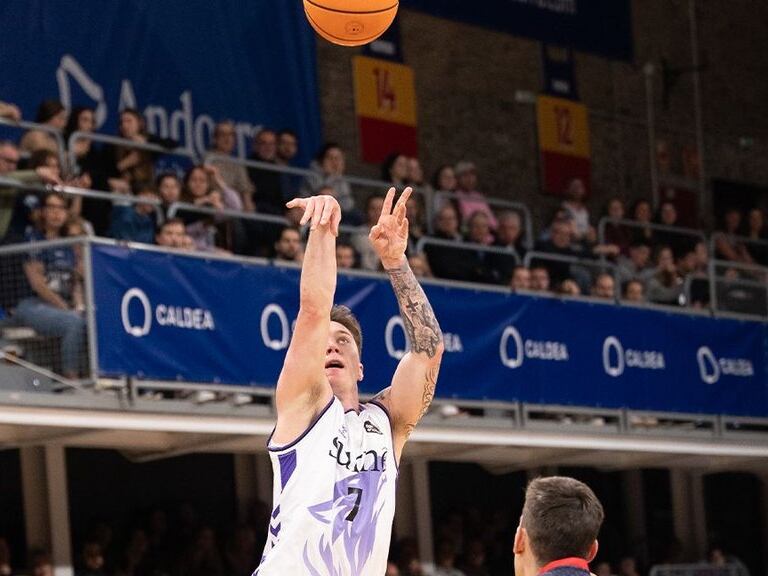 Jaworski anotó 36 puntos en Andorra