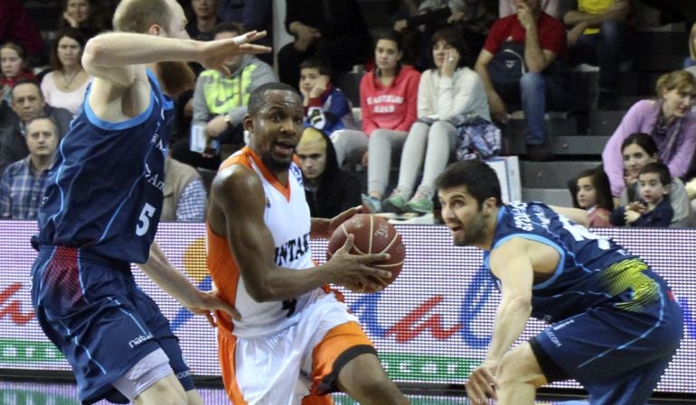 El base del Montakit Fuenlabrada Jonathan Tabu conseguía su segunda designación como mejor jugador de la jornada