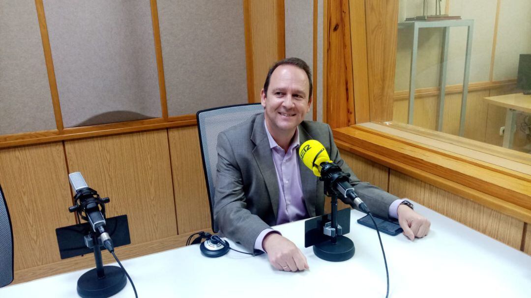 José Ignacio García, rector de la UNIA, en el estudio de Radio Sevilla