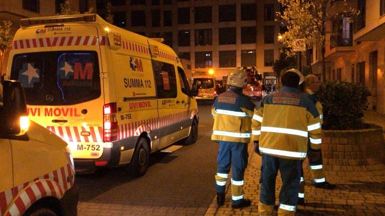 Efectivos del Summa en el domicilio de Getafe