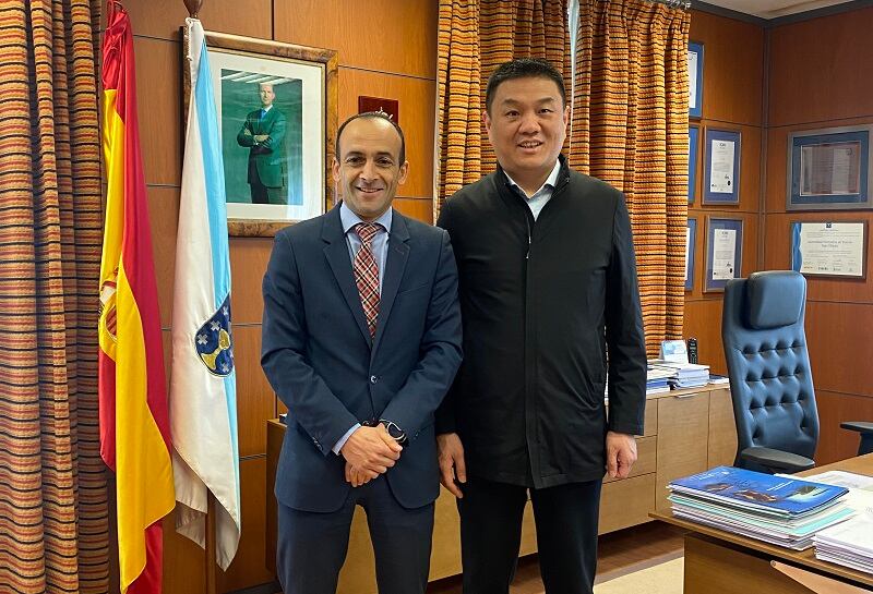 Los presidentes del Puerto de Ferrol y de Qihe Biotech (foto: APFSC)