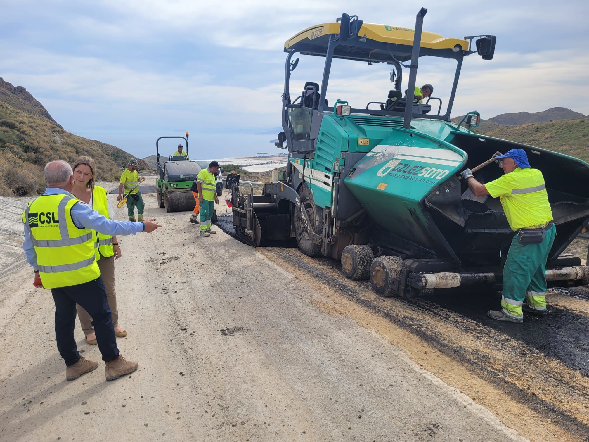 Obras en la carretera de Cedacero