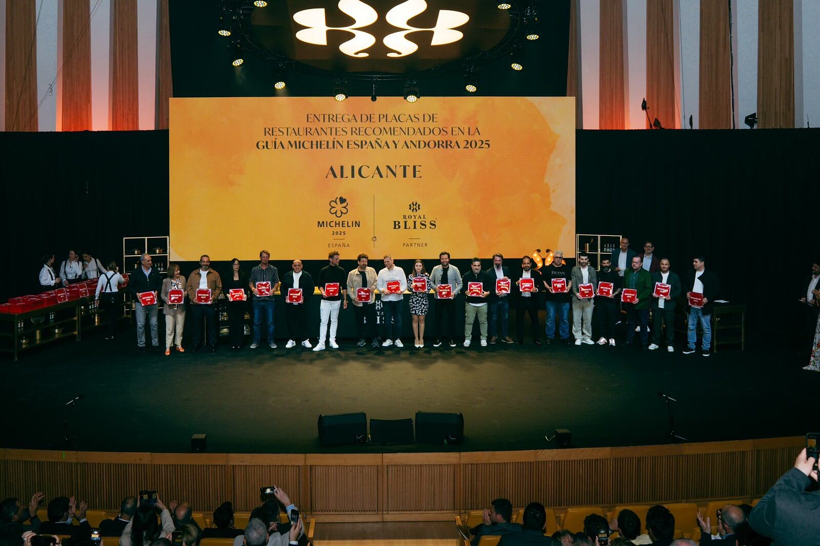 Recomendados Michelín 2025 Royal Bliss, foto grupo Alicante.