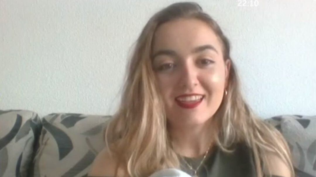 Elena Cañizares durante su entrevista en TVE