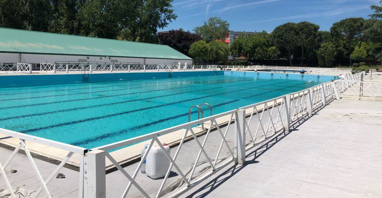 La piscina municipal de Colmenar lista para la apertura